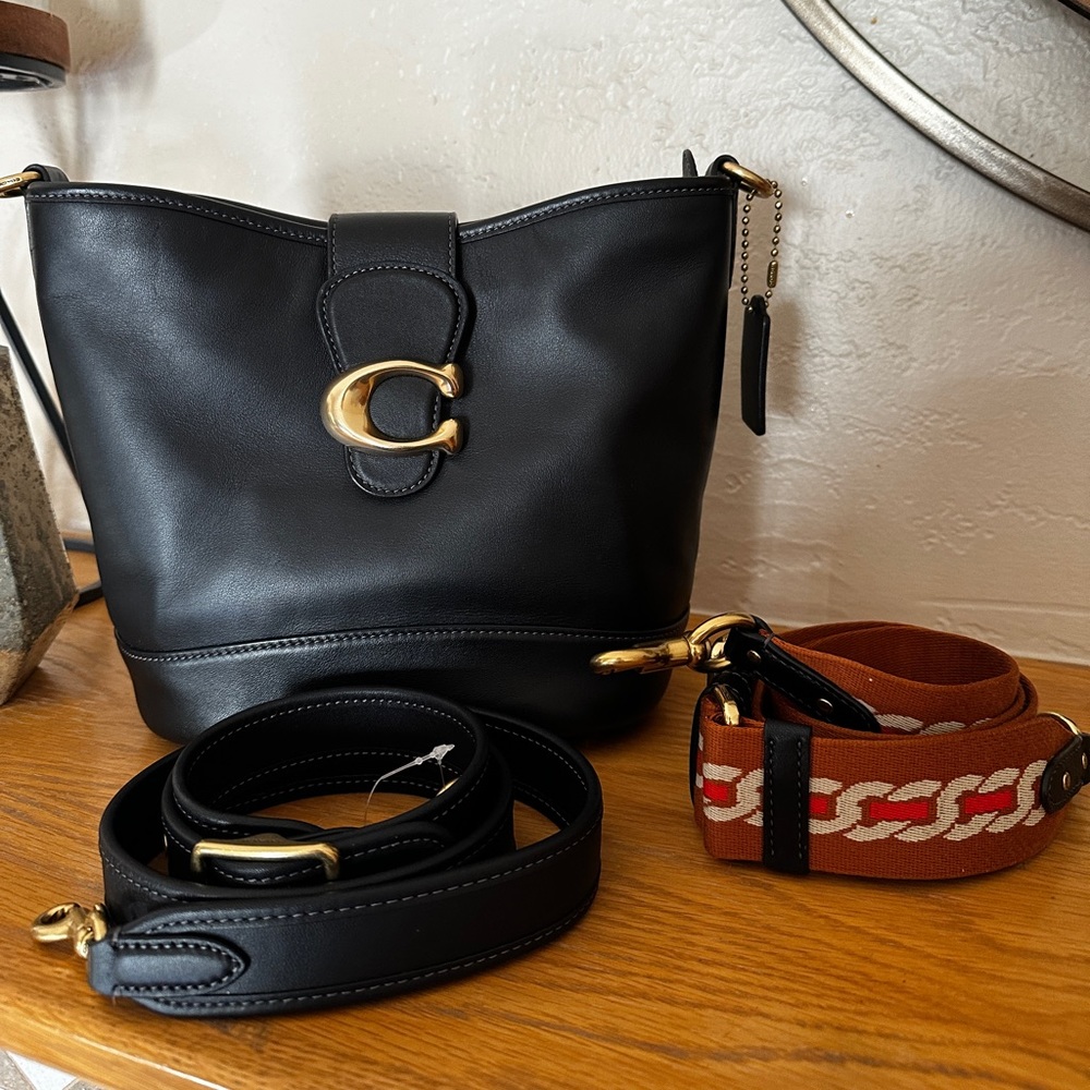 Coach Tali Bucket Bag Crossbody in Black Leather CA112